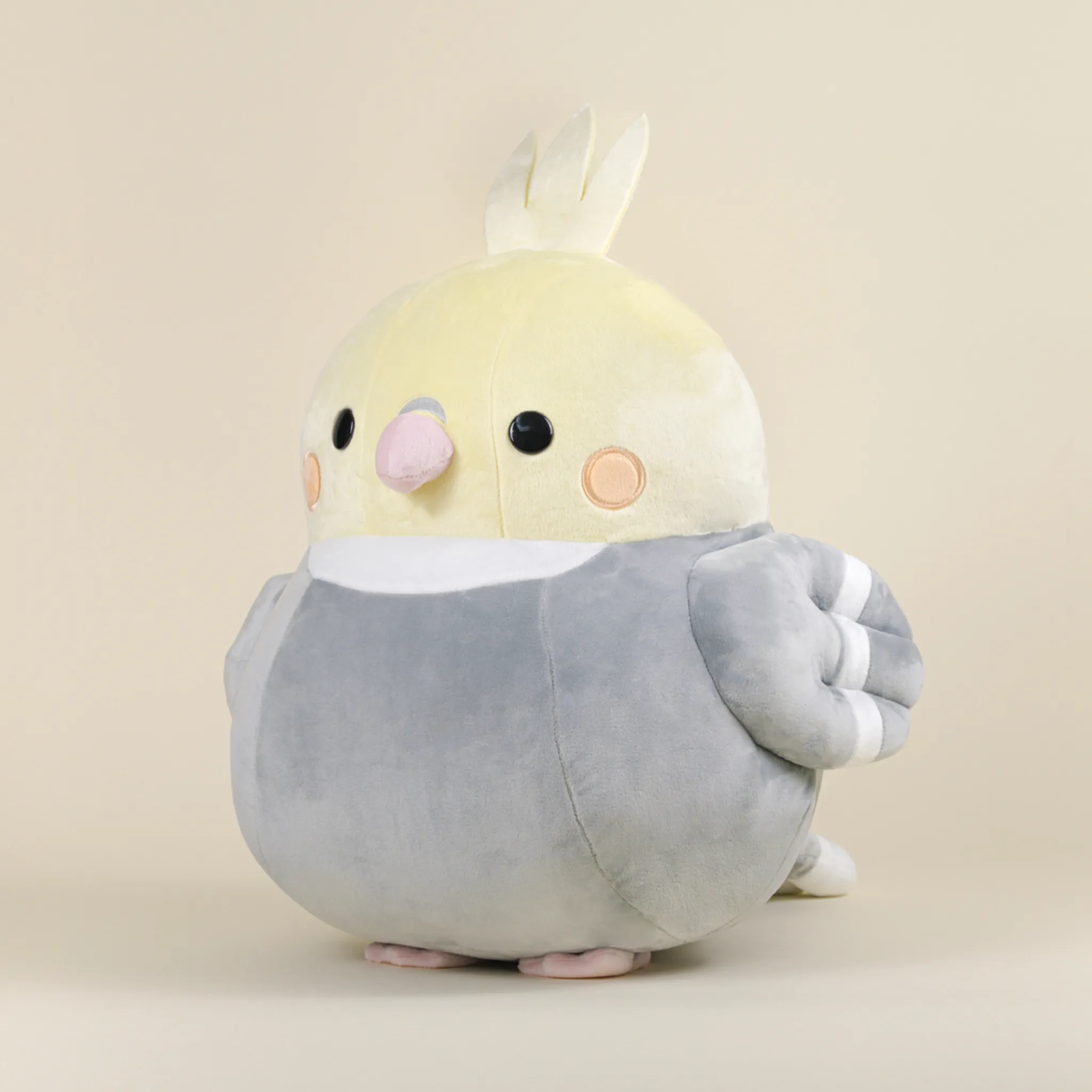 Giant Tilli the Cockatiel