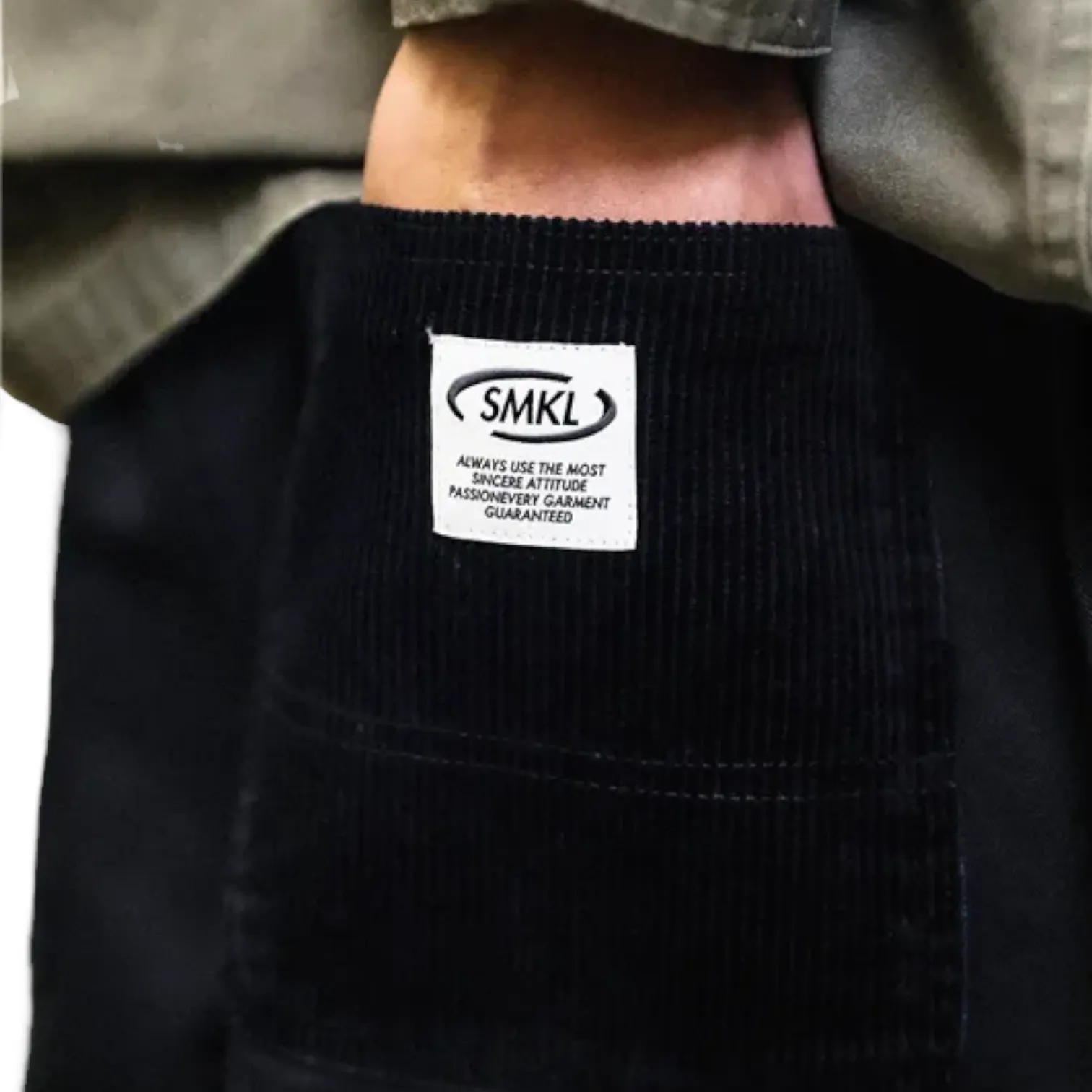 Heavy twill work pant with corduroy contrast details