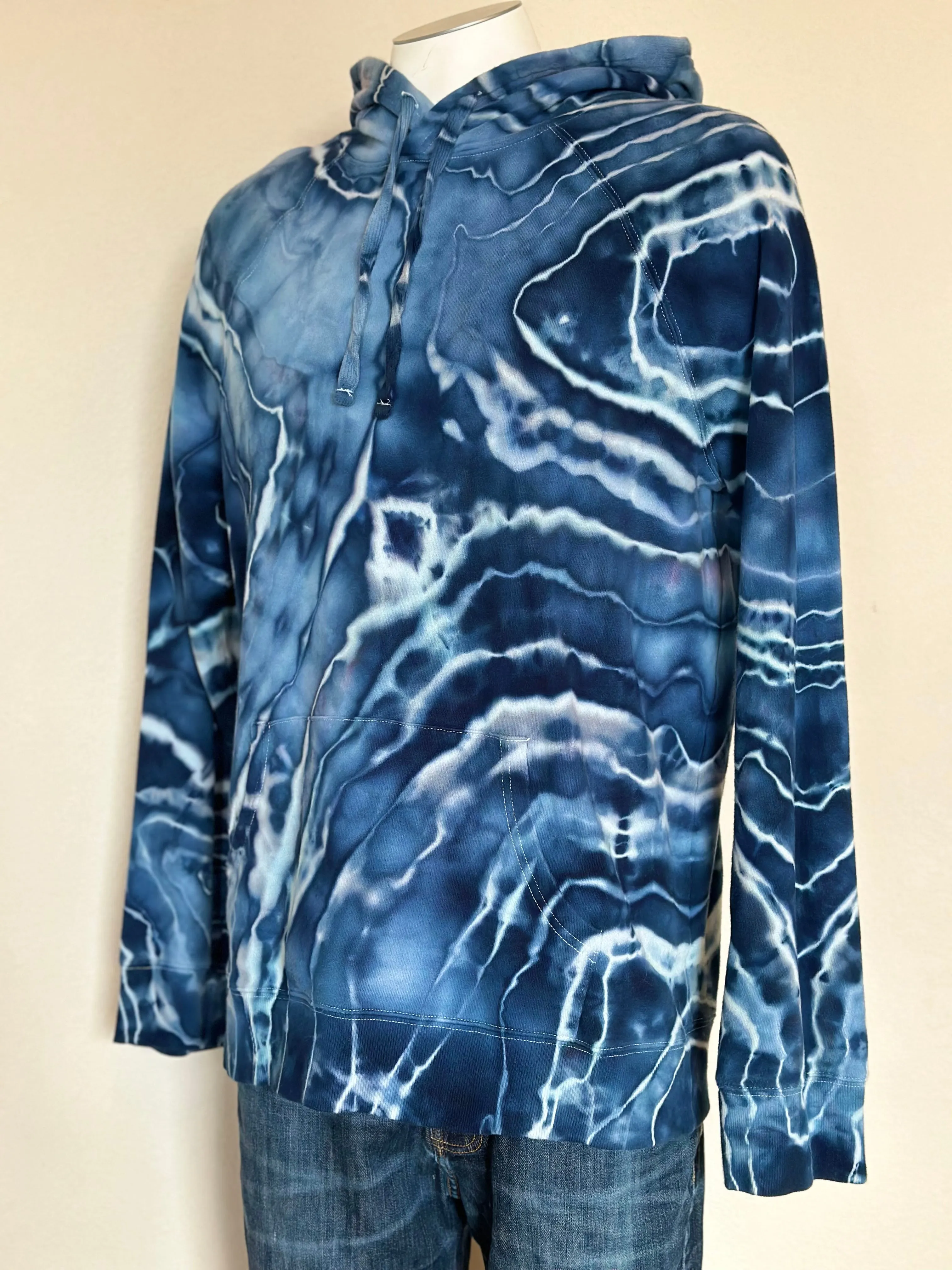 Men’s Large Geode 100% Cotton Hoodie in ‘Smokey Blue’