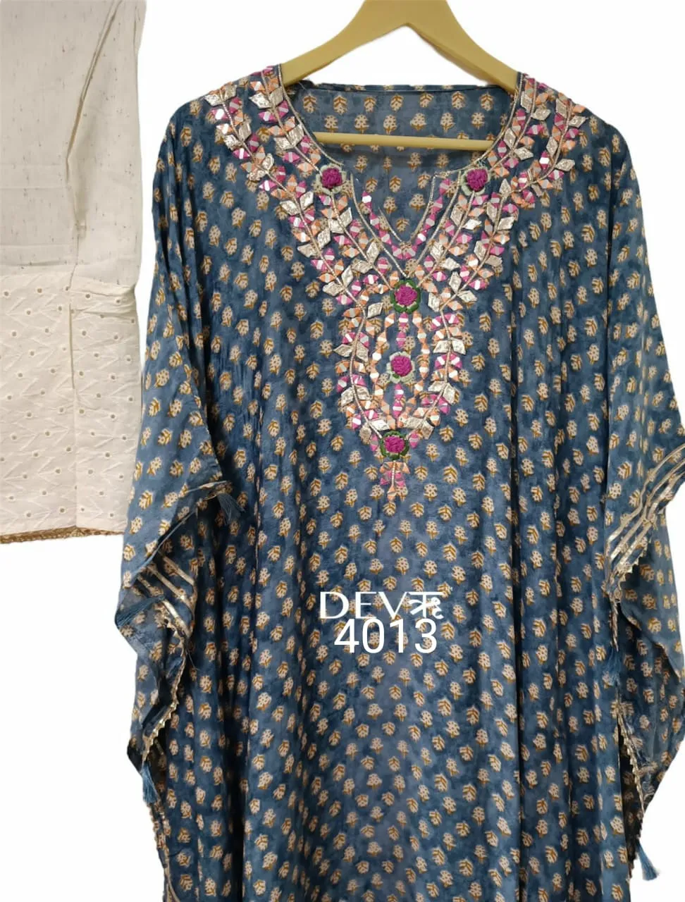 Movika ethnic kaftan